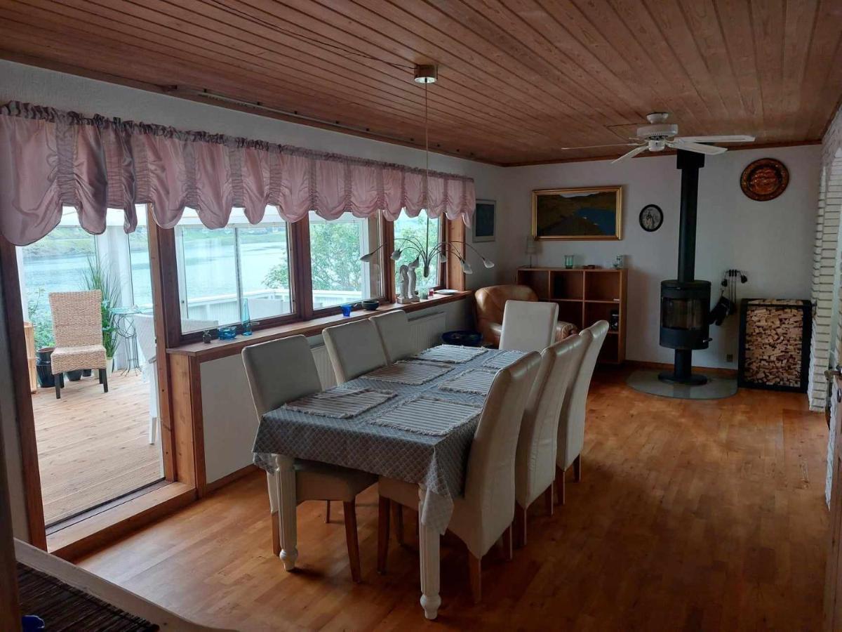 Fjord Guesthouse Funningsfjordur 外观 照片